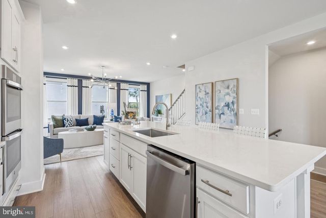 8963 KATHERINE JOHNSON AVENUE, Manassas, VA 20109
