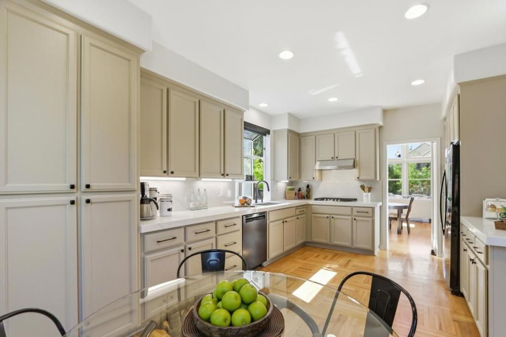 Image 26 of property listing at 1424 Rosecrest Terrace, San Jose, CA 95126