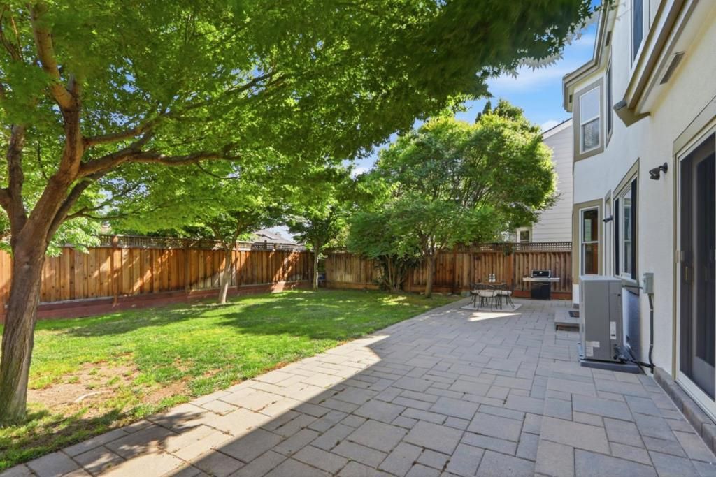 Image 52 of property listing at 1424 Rosecrest Terrace, San Jose, CA 95126
