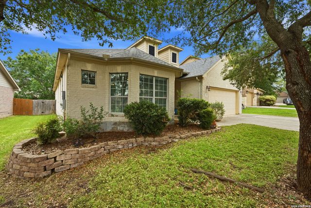 305 HILTON DR, Cibolo, TX 78108