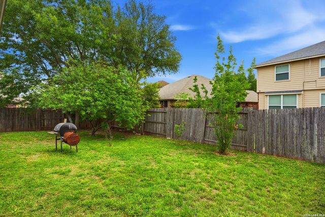 305 HILTON DR, Cibolo, TX 78108