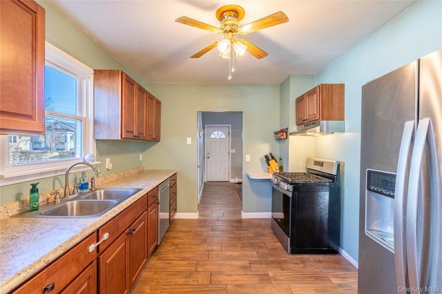 28 Maple Street, Cornwall, NY 12518