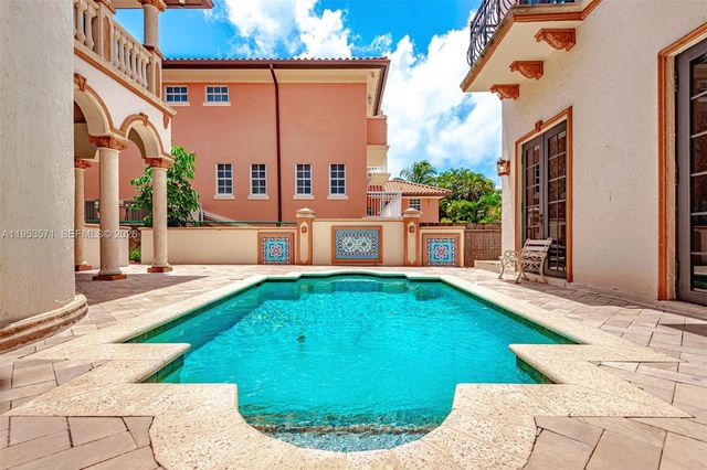 674 Ocean Boulevard, Golden Beach, FL 33160
