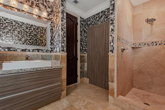 674 Ocean Boulevard, Golden Beach, FL 33160