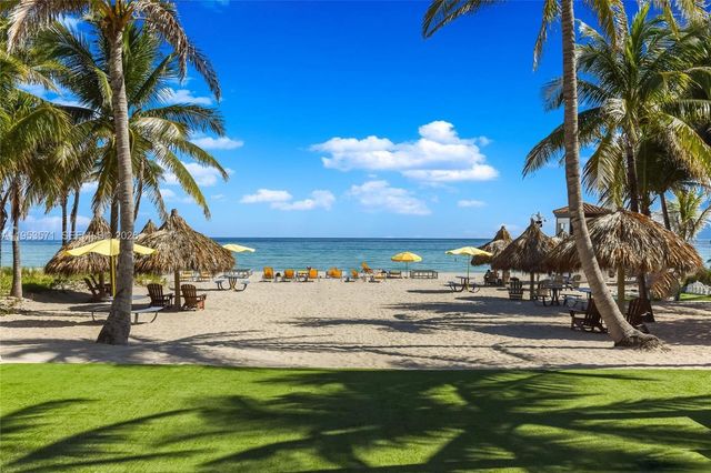674 Ocean Boulevard, Golden Beach, FL 33160