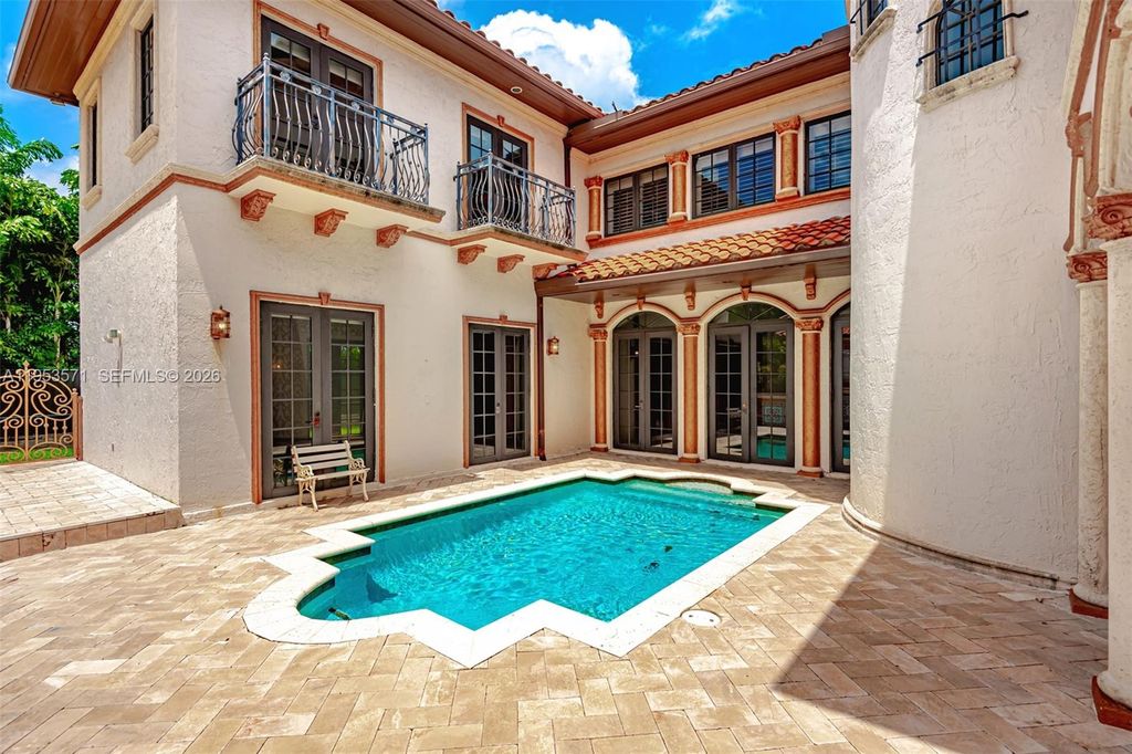 674 Ocean Boulevard, Golden Beach, FL 33160