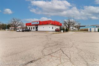 17431 Dix Road, Melvindale, MI 48122