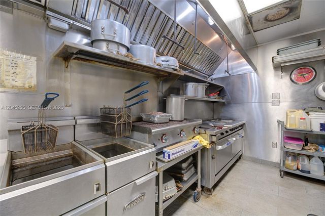Café For Sale In South Miami Area, South Miami, FL 33143