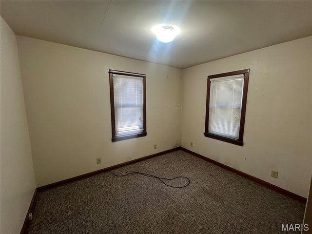 301 E 7th North Street, Mount Olive, IL 62069