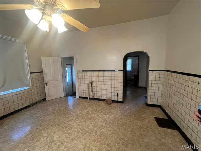 301 E 7th North Street, Mount Olive, IL 62069