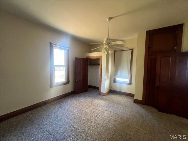 301 E 7th North Street, Mount Olive, IL 62069