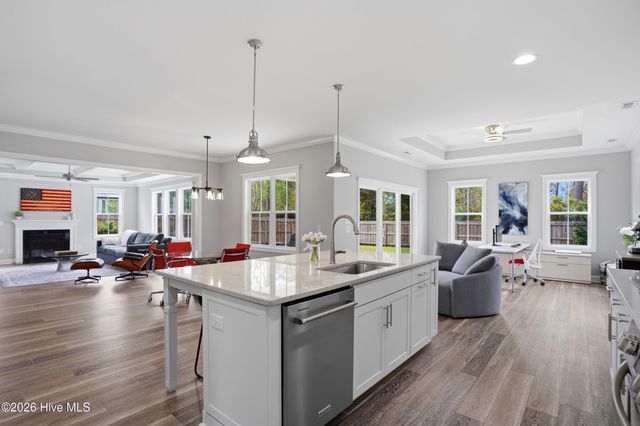 30 Man O War Lane, Hampstead, NC 28443