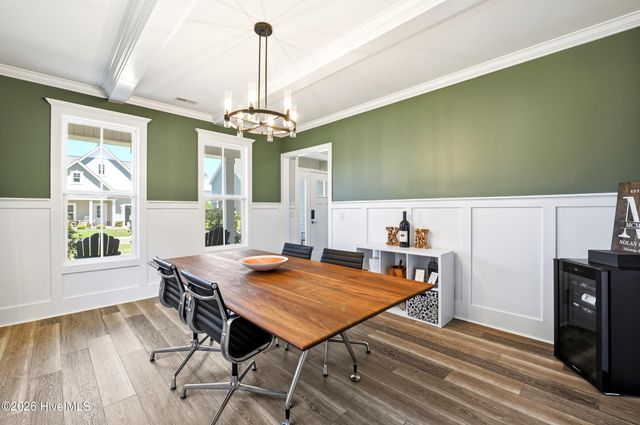 30 Man O War Lane, Hampstead, NC 28443