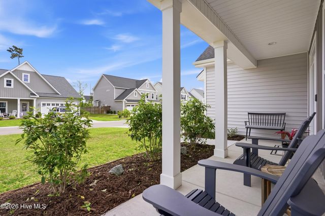 30 Man O War Lane, Hampstead, NC 28443