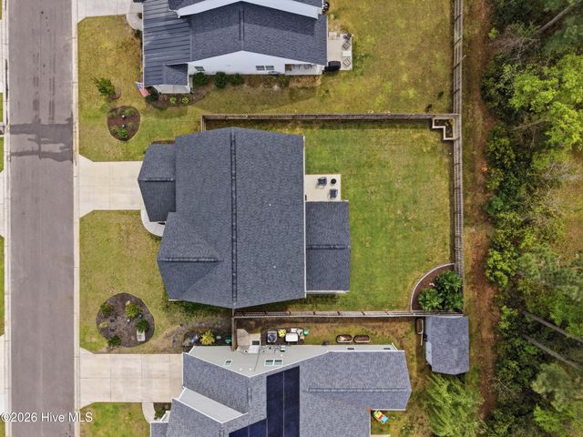 30 Man O War Lane, Hampstead, NC 28443