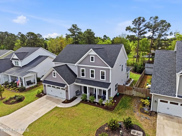 30 Man O War Lane, Hampstead, NC 28443