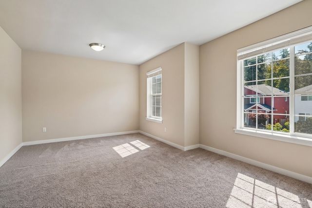 16237 76th Avenue Court E, Puyallup, WA 98375