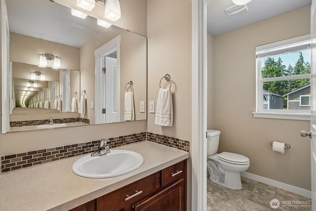 16237 76th Avenue Court E, Puyallup, WA 98375