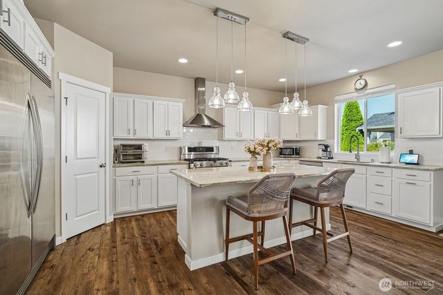 16237 76th Avenue Court E, Puyallup, WA 98375