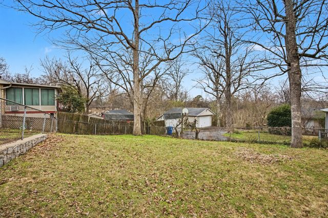 339 Bonnahurst Dr, Hermitage, TN 37076