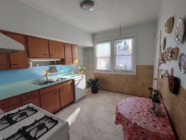 8086 Emily Street, Detroit, MI 48234