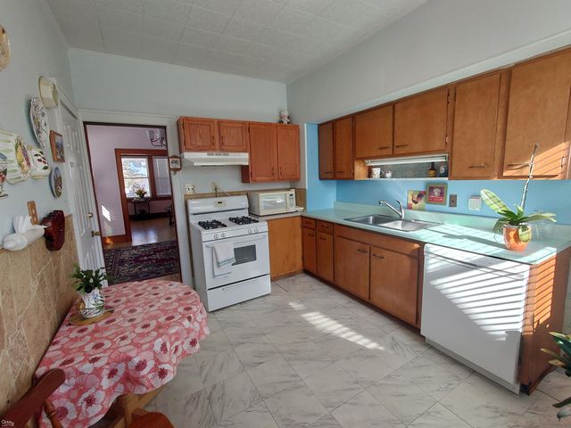 8086 Emily Street, Detroit, MI 48234