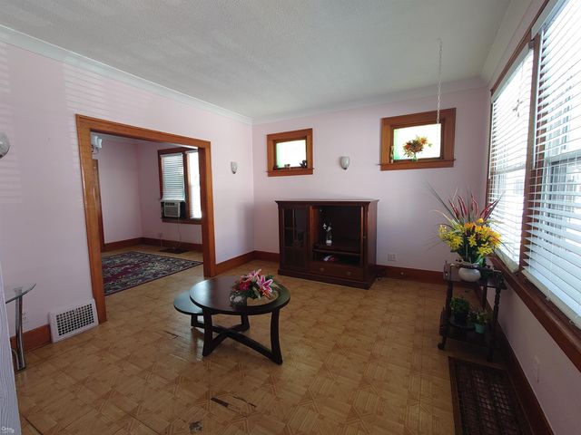 8086 Emily Street, Detroit, MI 48234