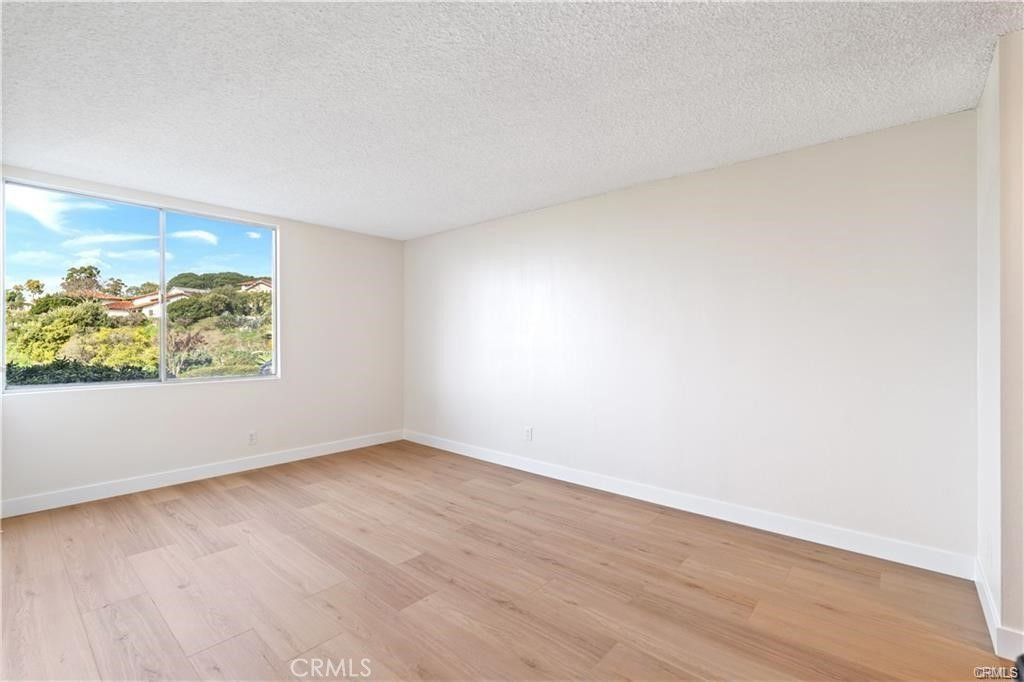 Image 23 of property listing at 6542 D-102 Ocean Crest, Rancho Palos Verdes, CA 90275