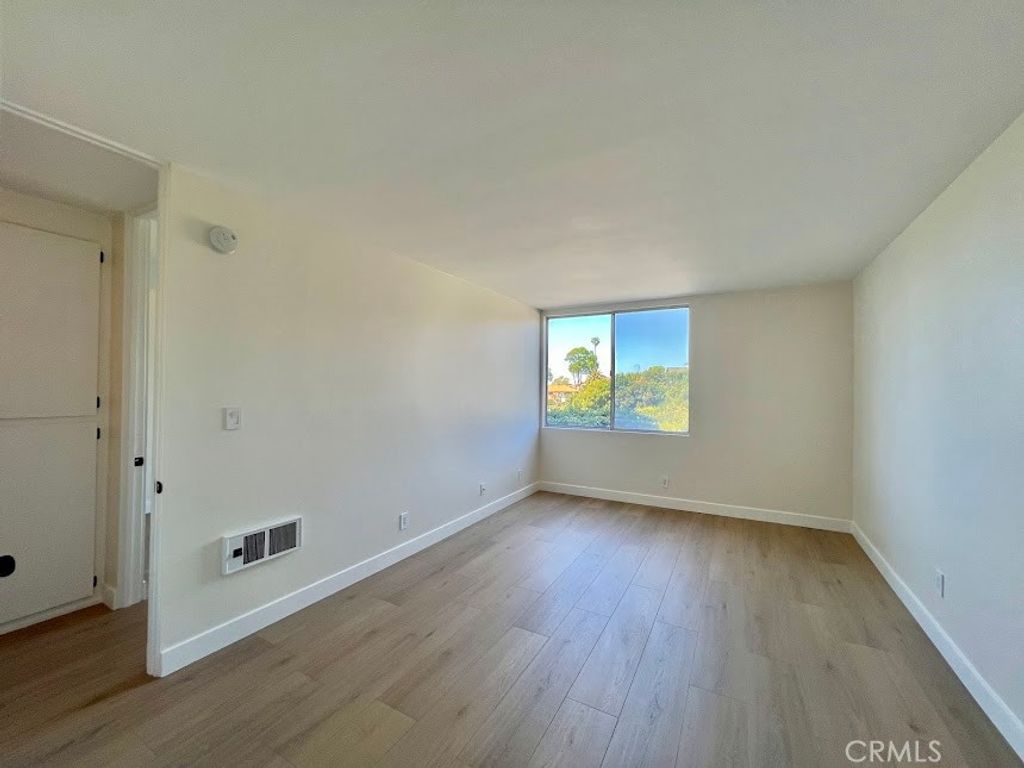 Image 24 of property listing at 6542 D-102 Ocean Crest, Rancho Palos Verdes, CA 90275
