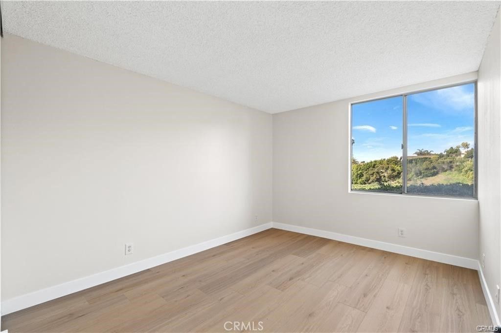 Image 29 of property listing at 6542 D-102 Ocean Crest, Rancho Palos Verdes, CA 90275