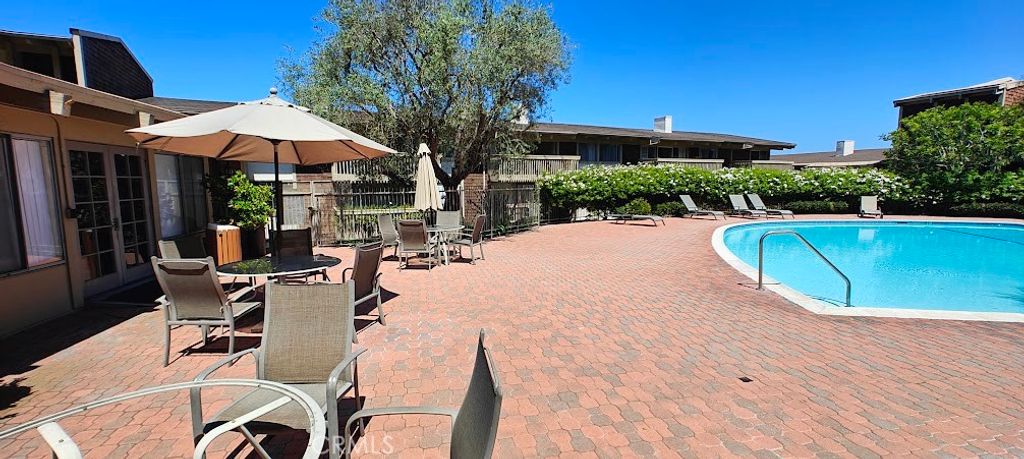 Image 40 of property listing at 6542 D-102 Ocean Crest, Rancho Palos Verdes, CA 90275