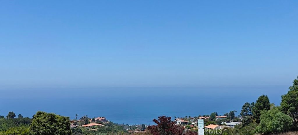 Image 46 of property listing at 6542 D-102 Ocean Crest, Rancho Palos Verdes, CA 90275