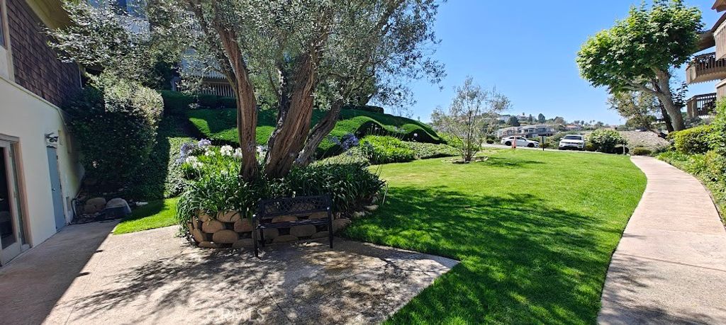Image 59 of property listing at 6542 D-102 Ocean Crest, Rancho Palos Verdes, CA 90275