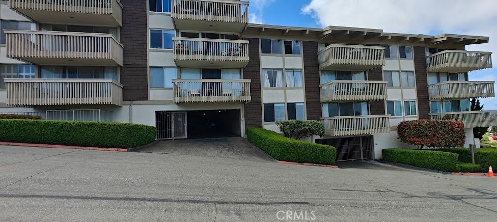 Image 62 of property listing at 6542 D-102 Ocean Crest, Rancho Palos Verdes, CA 90275