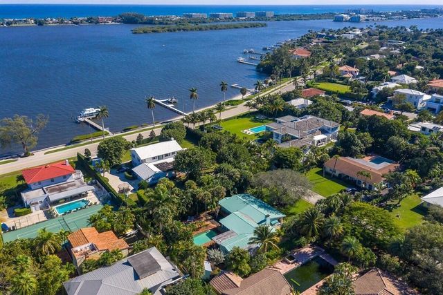127 MIRAMAR Way, West Palm Beach, FL 33405
