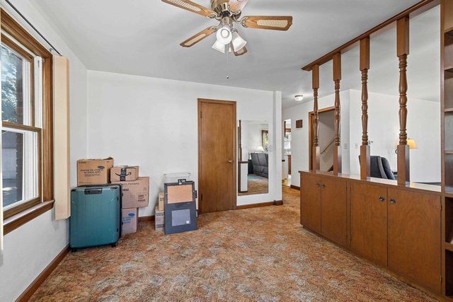 319 E LINCOLN AVENUE, Little Chute, WI 54140