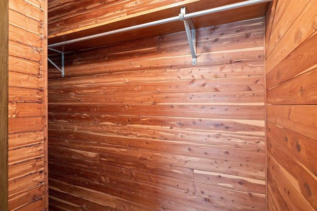 319 E LINCOLN AVENUE, Little Chute, WI 54140