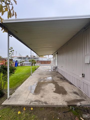 6601 Eucalyptus Drive 52, Bakersfield, CA 93306