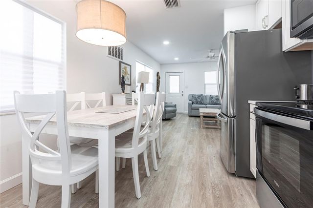 6020 MIDNIGHT PASS ROAD 7, Sarasota, FL 34242