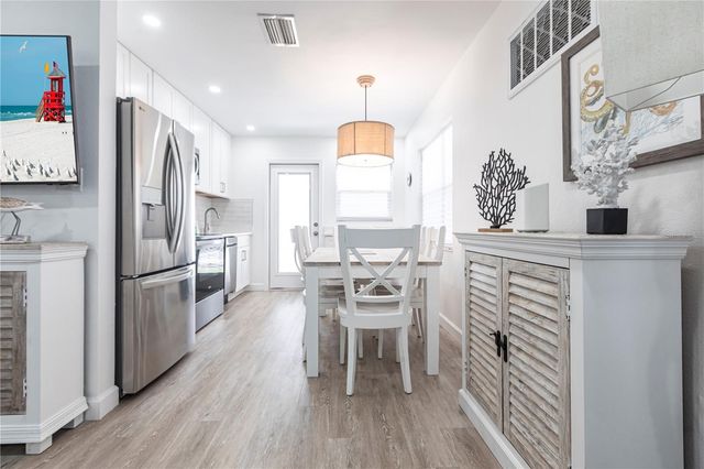 6020 MIDNIGHT PASS ROAD 7, Sarasota, FL 34242