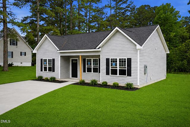 1126 Aquilla Road, Benson, NC 27504