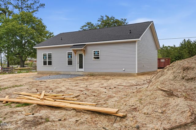 1126 Aquilla Road, Benson, NC 27504