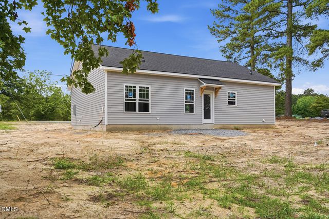 1126 Aquilla Road, Benson, NC 27504