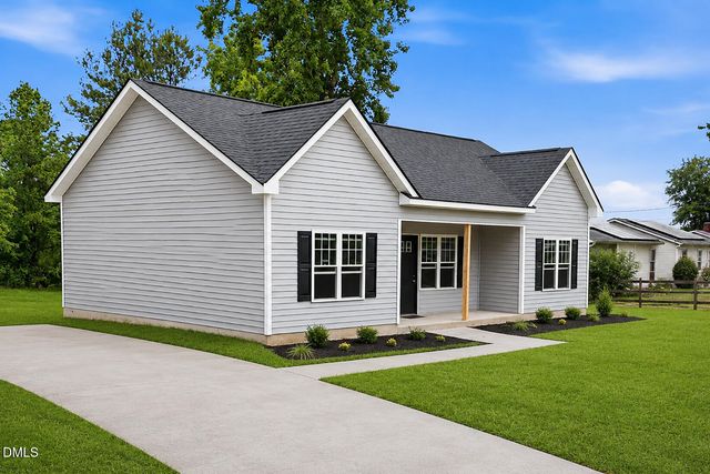 1126 Aquilla Road, Benson, NC 27504