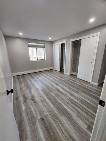 974-976 Main Street 10, Melrose, MA 02176