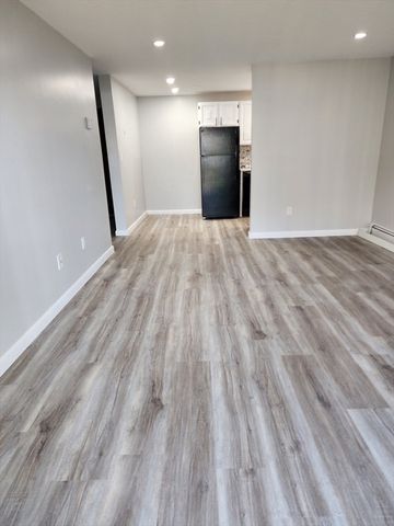 974-976 Main Street 10, Melrose, MA 02176