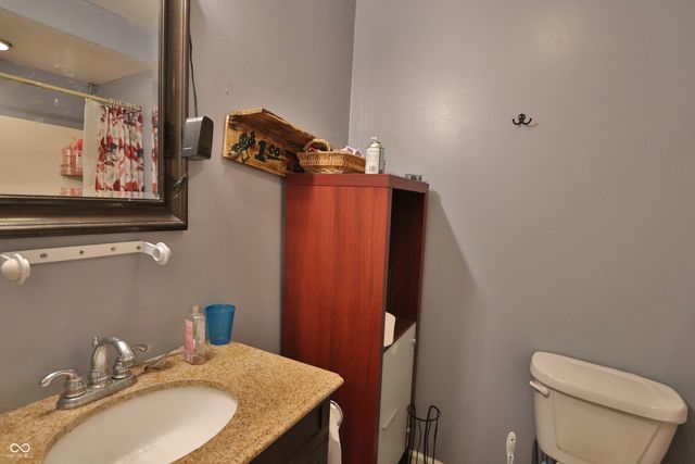 840 S Pershing Avenue, Indianapolis, IN 46221