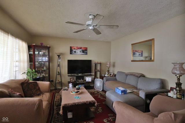 840 S Pershing Avenue, Indianapolis, IN 46221