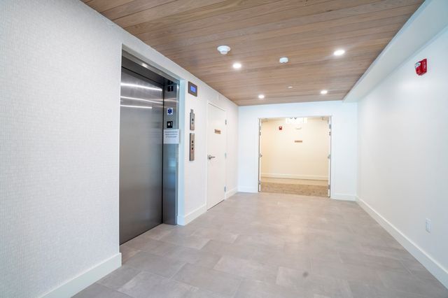 93 Bedford Street 110, Lexington, MA 02420