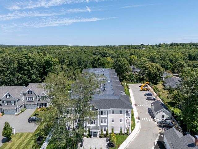 93 Bedford Street 110, Lexington, MA 02420